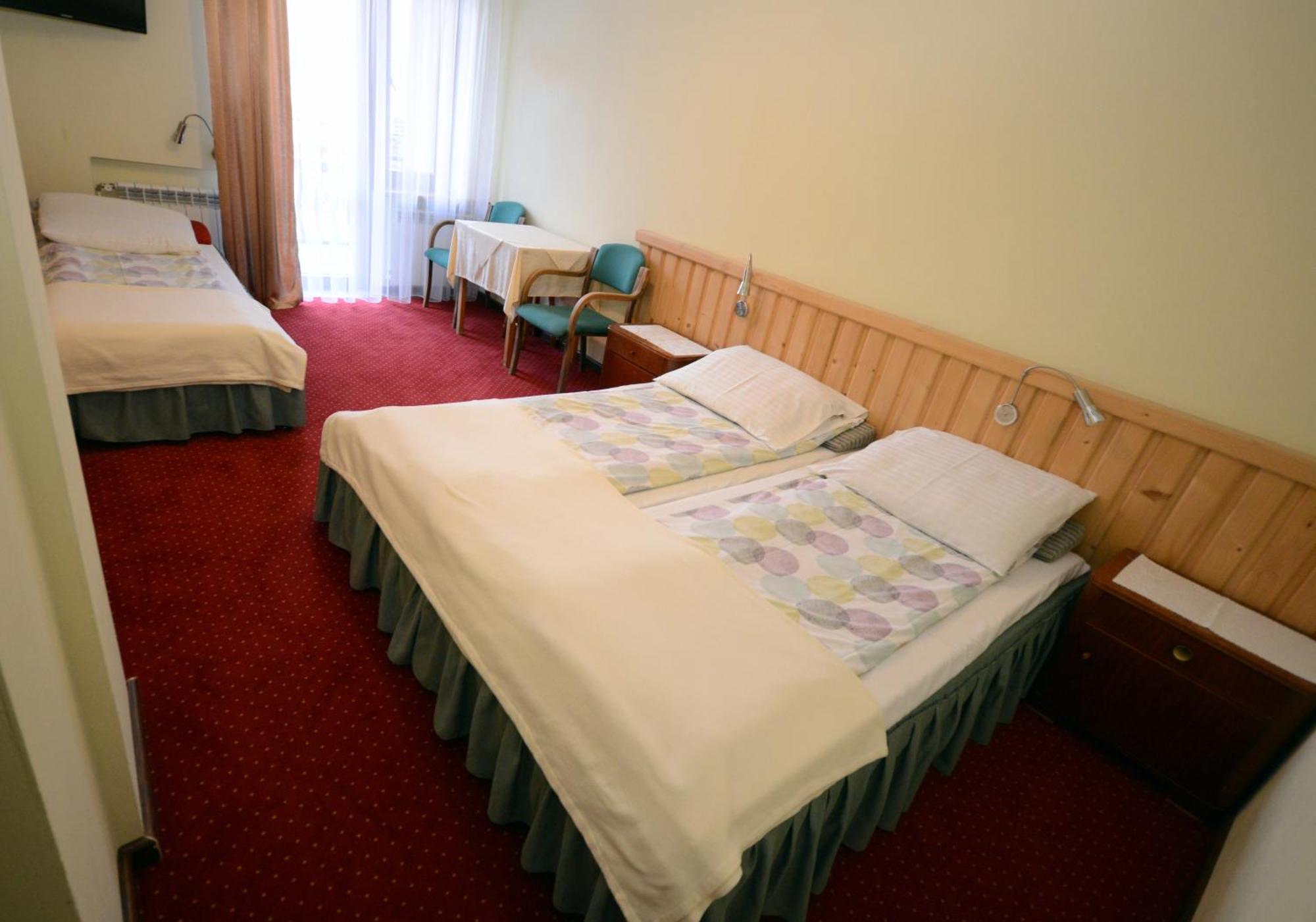 Dom Wypoczynkowy Podhalanka Bed and Breakfast Bialka Tatrzanska Buitenkant foto